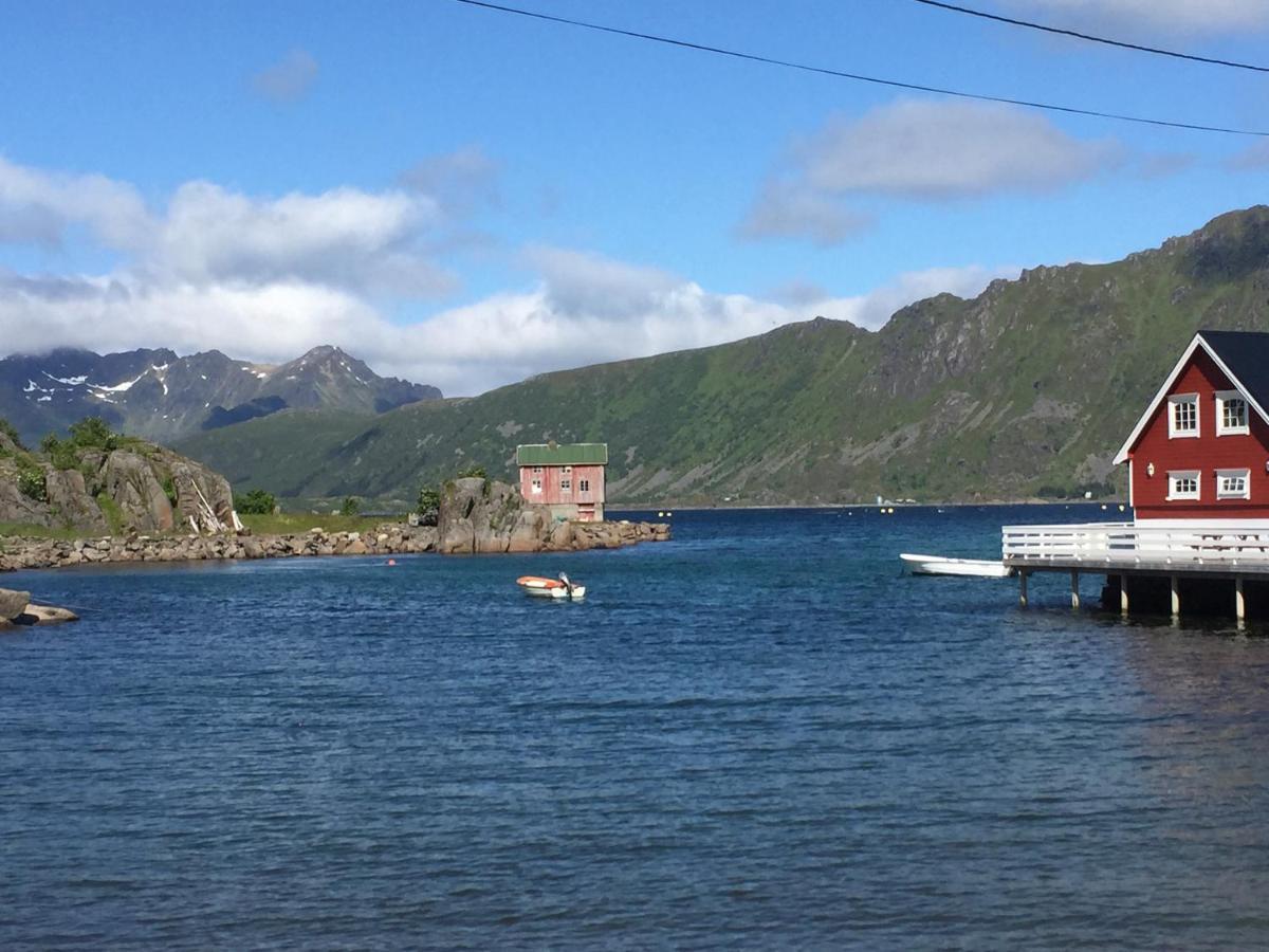 Rorbu 1 Ureberget - Ure Lofoten Sennesvik Exterior foto