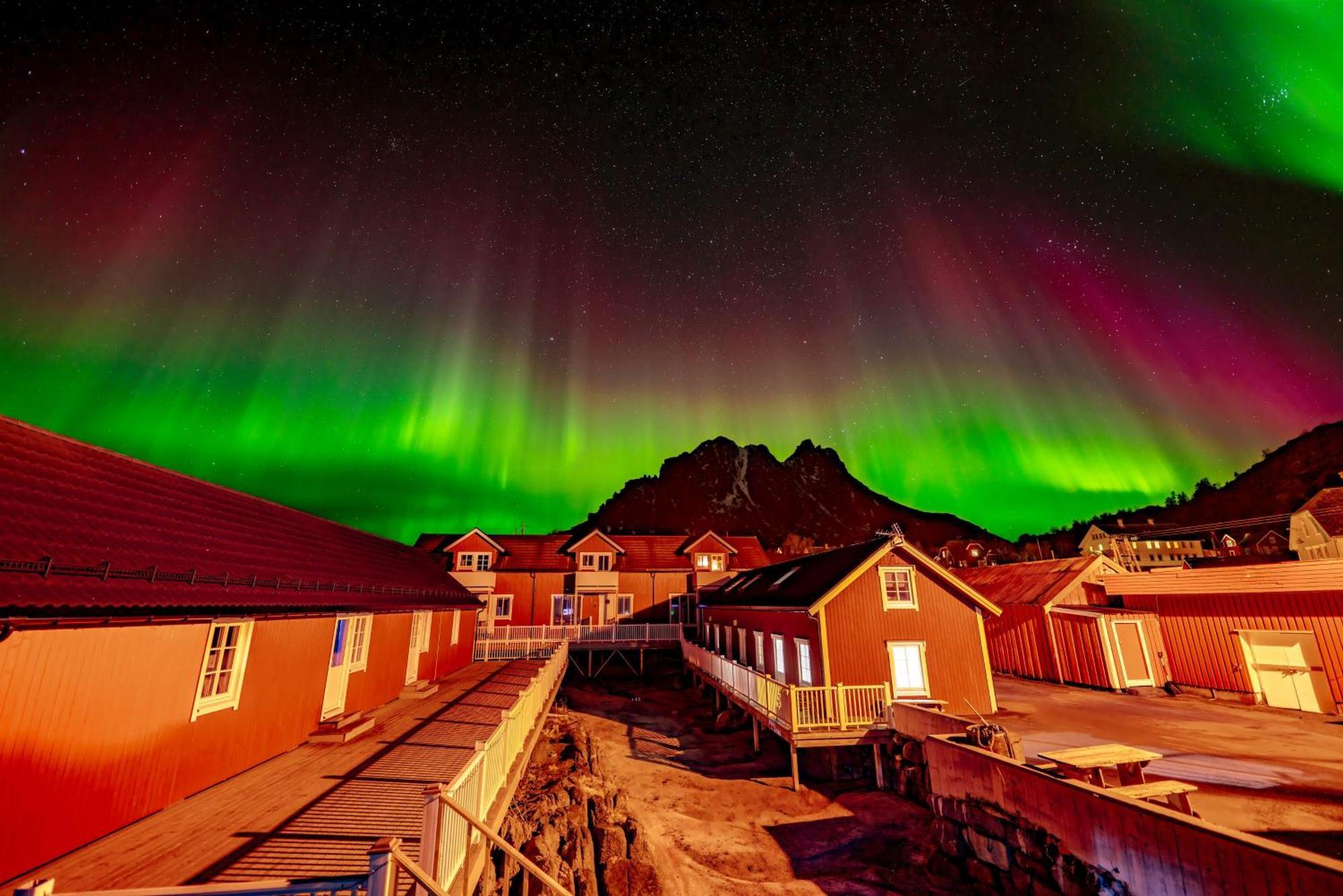 Rorbu 1 Ureberget - Ure Lofoten Sennesvik Exterior foto