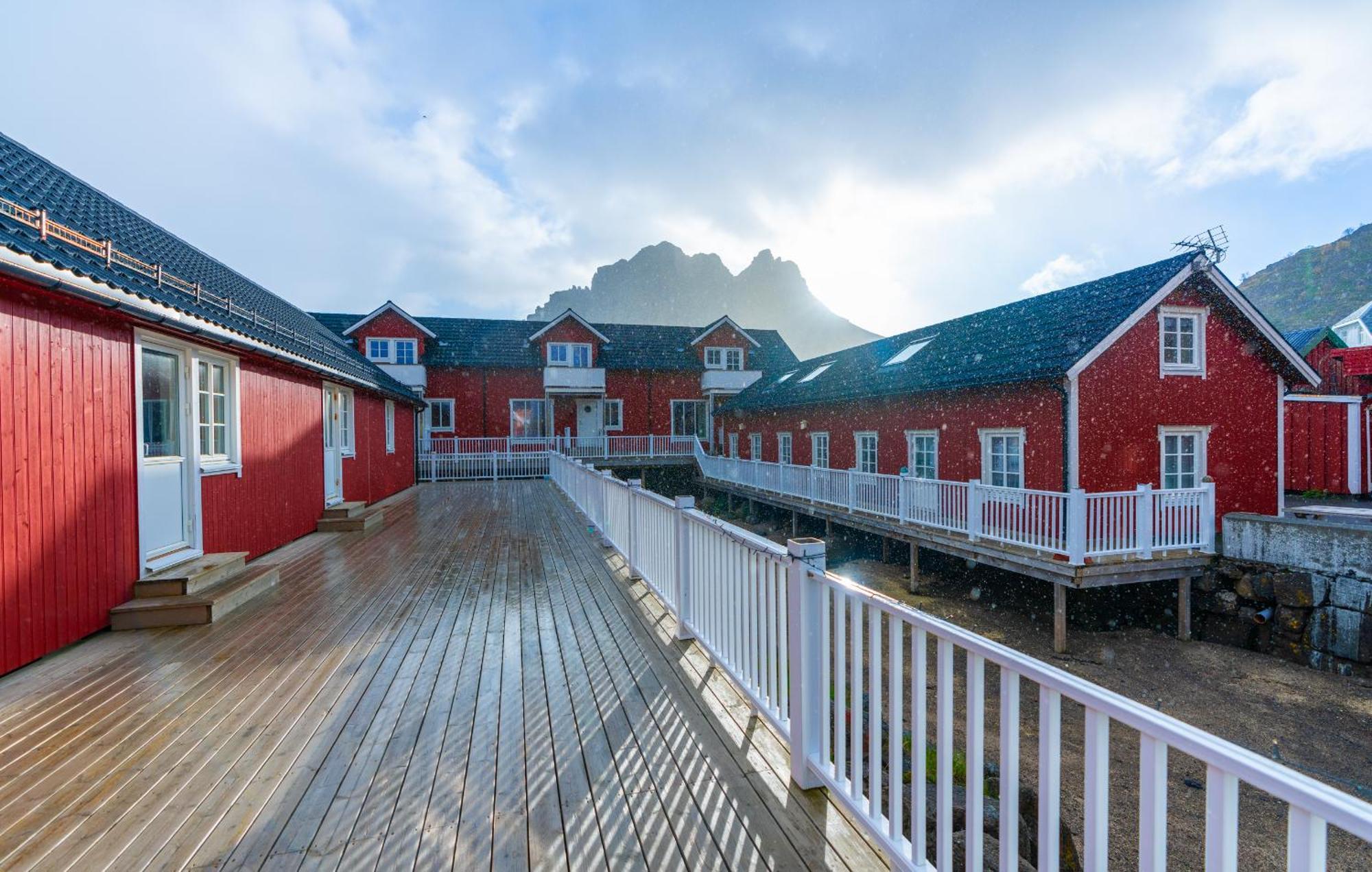 Rorbu 1 Ureberget - Ure Lofoten Sennesvik Exterior foto